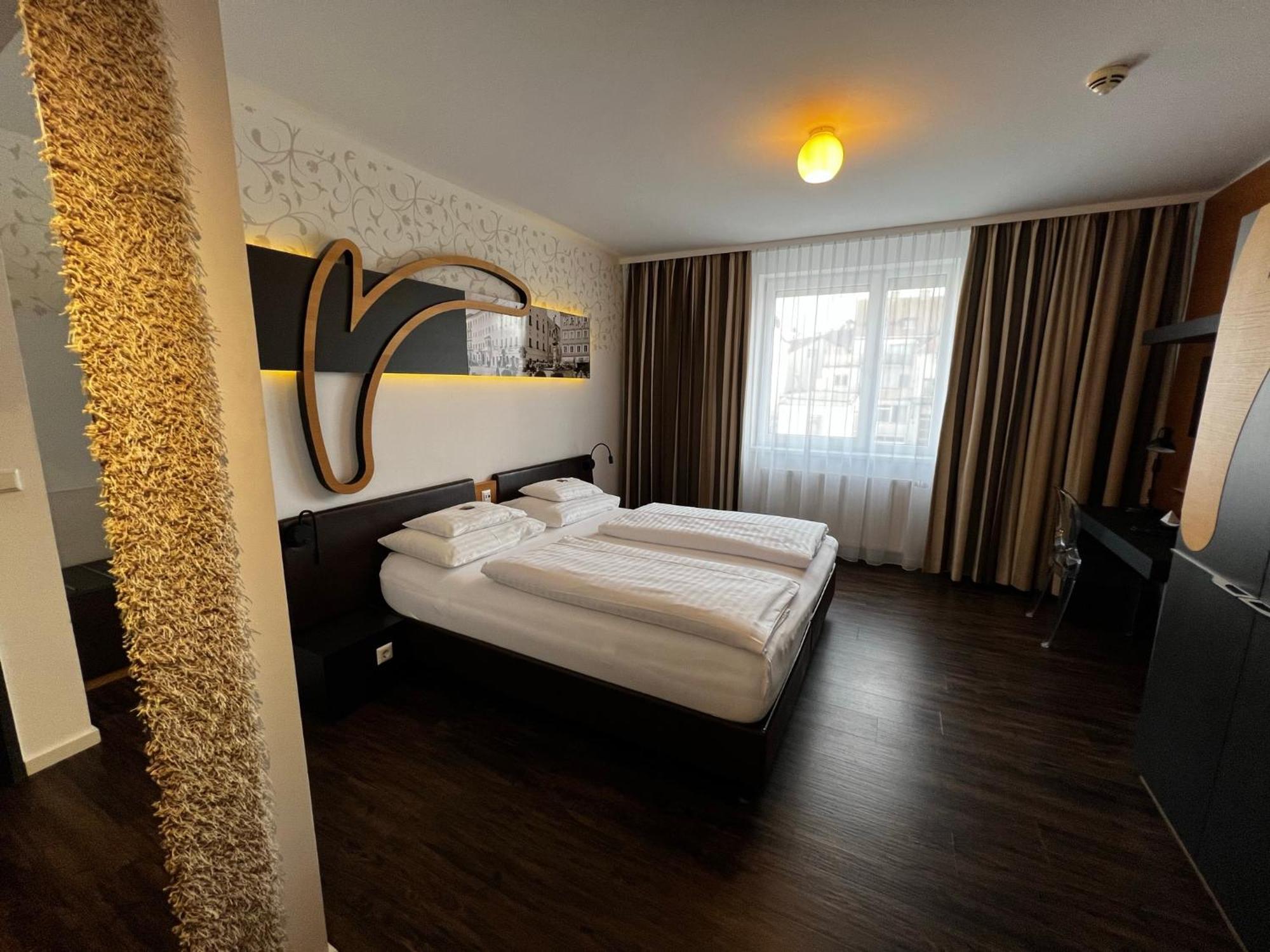 H+ Hotel Ried Ried im Innkreis Exteriör bild