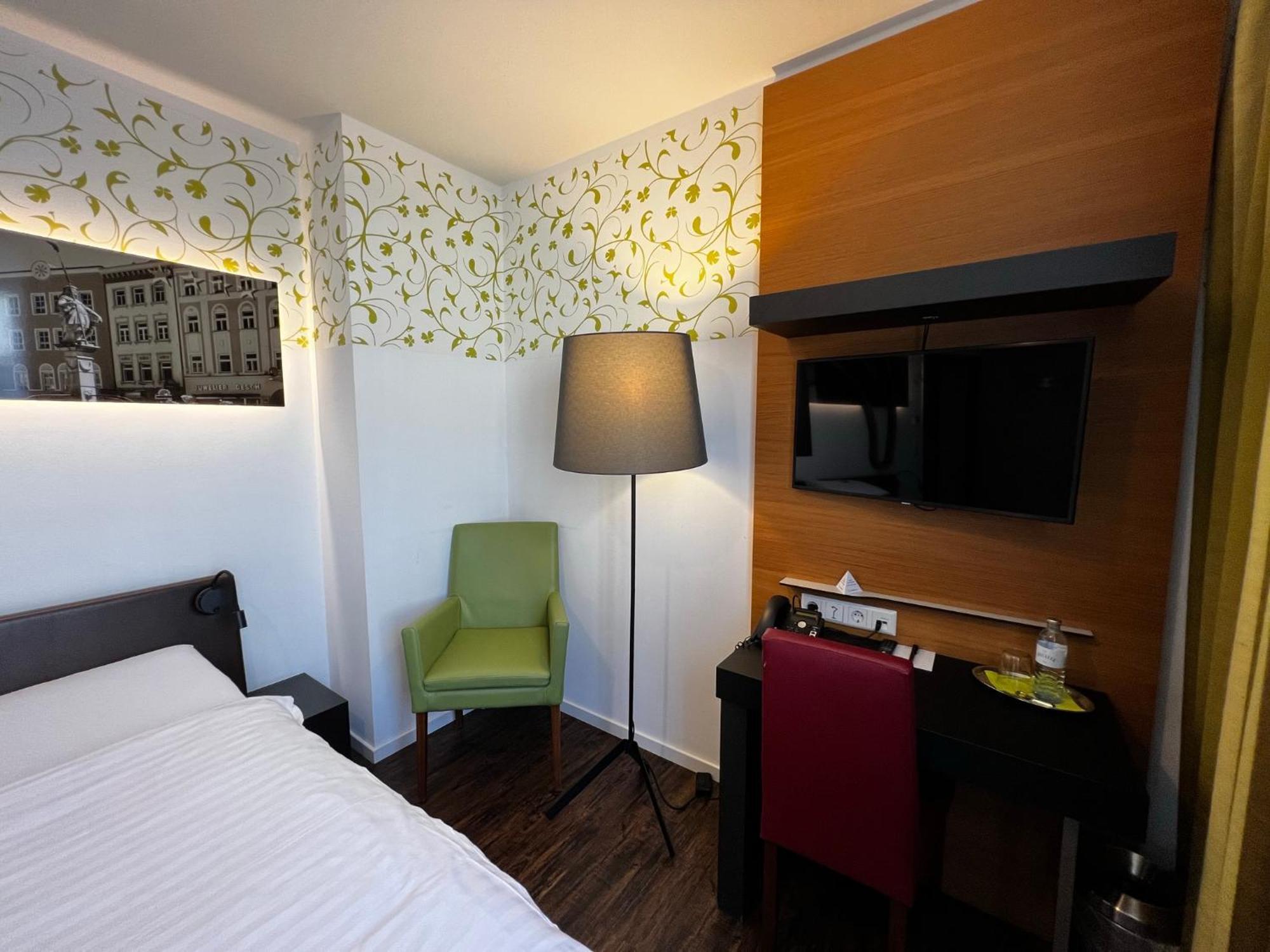 H+ Hotel Ried Ried im Innkreis Exteriör bild