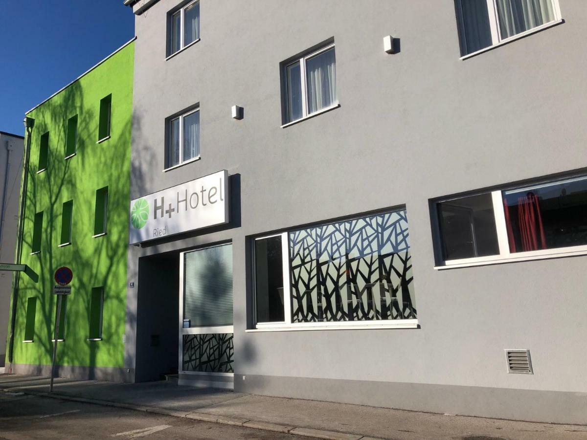 H+ Hotel Ried Ried im Innkreis Exteriör bild