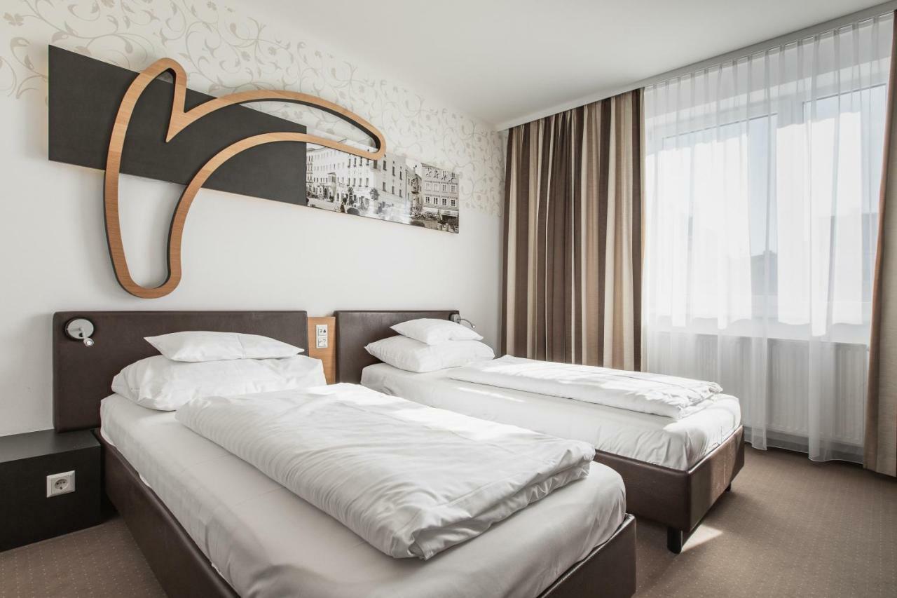 H+ Hotel Ried Ried im Innkreis Exteriör bild