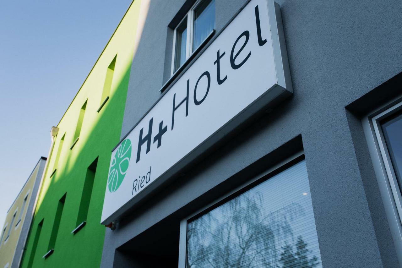 H+ Hotel Ried Ried im Innkreis Exteriör bild