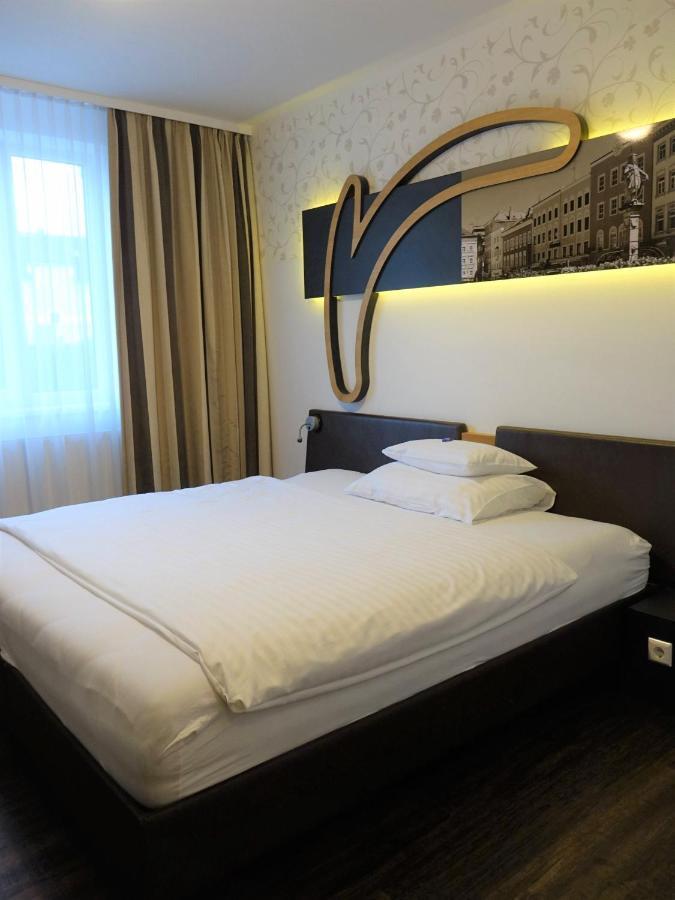 H+ Hotel Ried Ried im Innkreis Exteriör bild